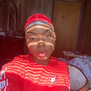 Meet your Posher, Sylvia